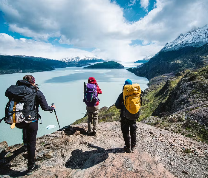 Trekking and landscapes in Southern Patagonia